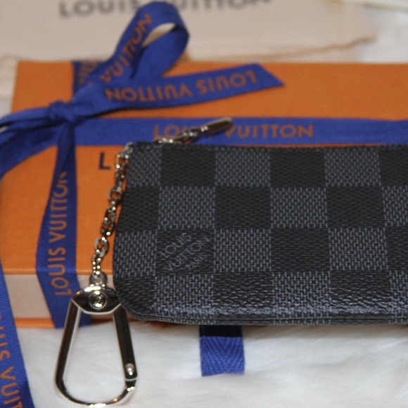 NWT LOUIS VUITTON Pochette Cles Key Pouch Black and Gray Damier Graphite - Picture 3 of 7